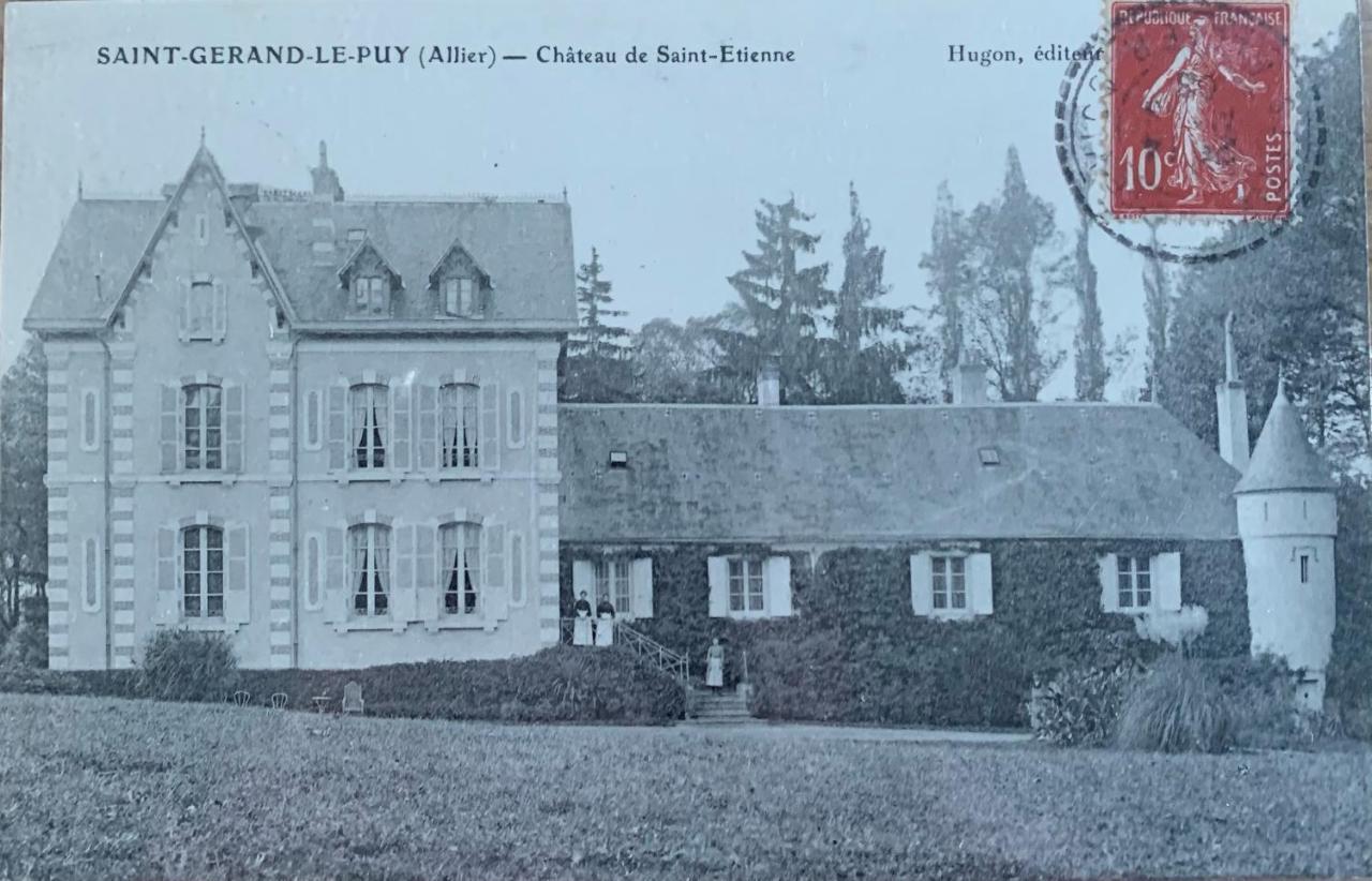 Chateau De Saint Etienne Bagian luar foto