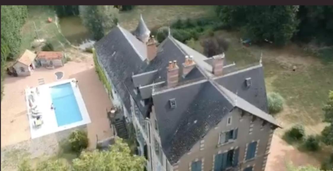 Chateau De Saint Etienne Bagian luar foto